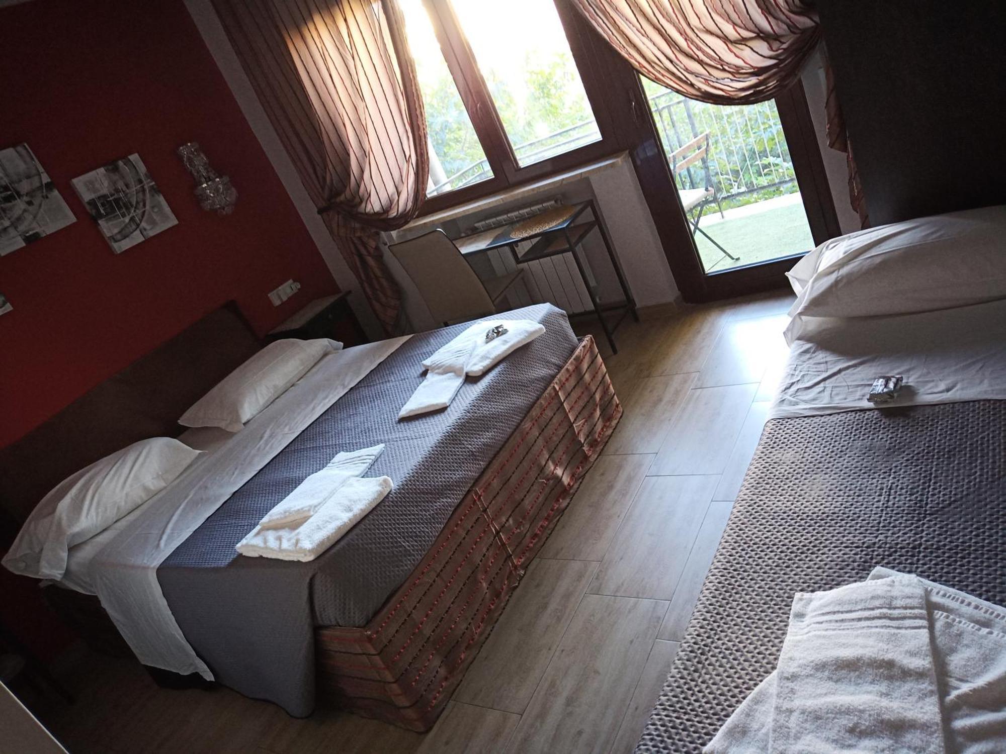 Seven Miracles Room โรม ภายนอก รูปภาพ